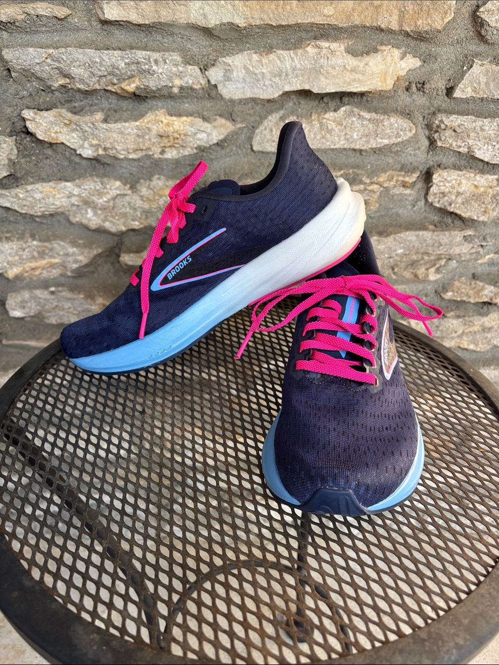 Brooks Speed Sneakers